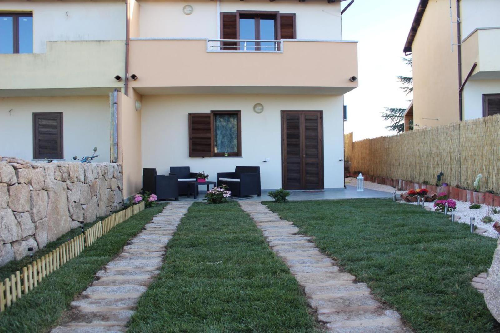 Pasiga - Private Jacuzzi - Apartment Telti Exterior photo